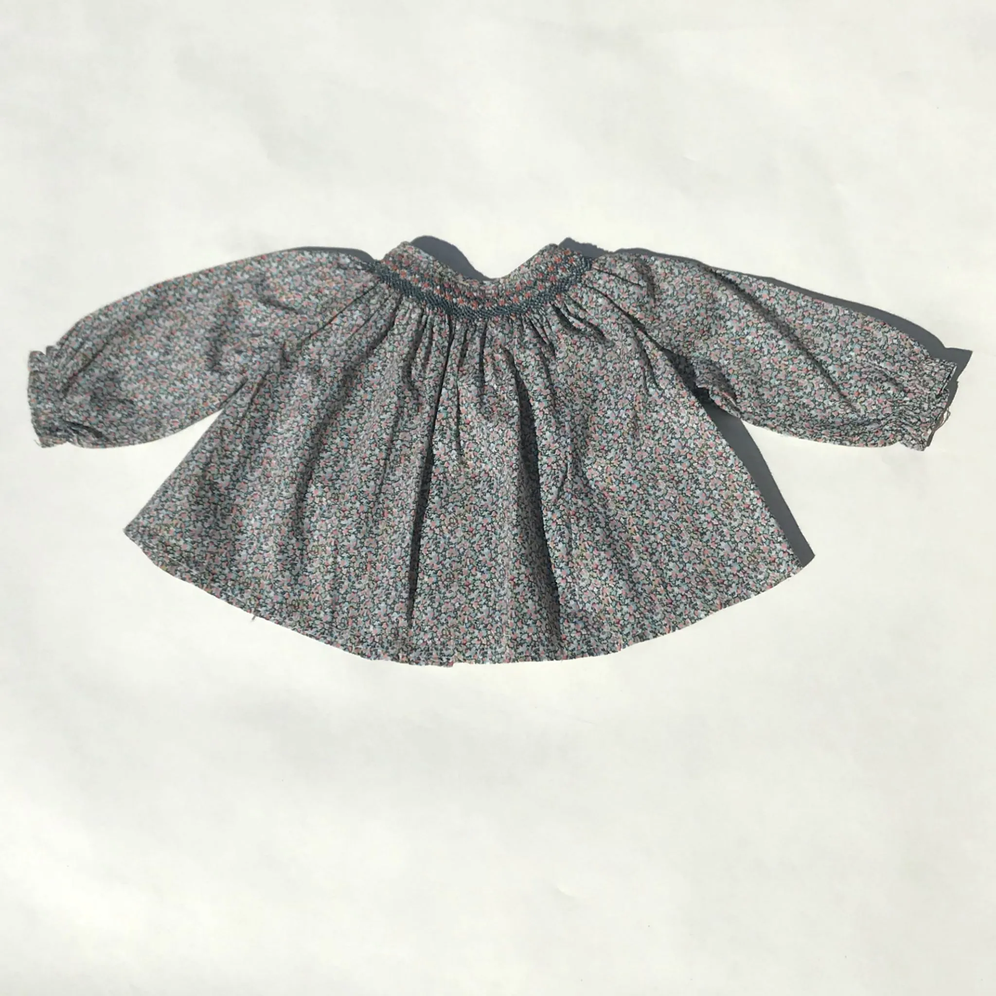 Bonpoint Liberty Print Smocked Baby Blouse