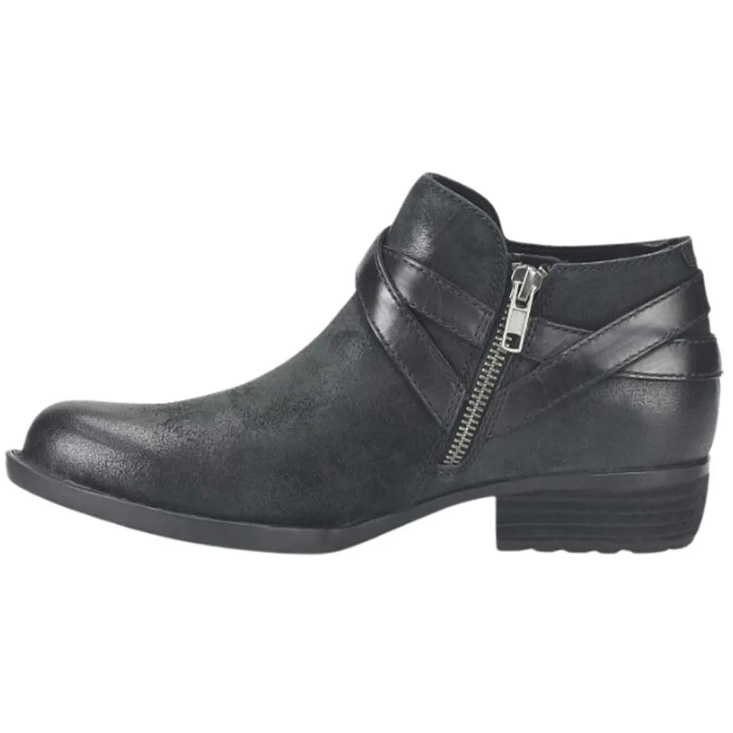 Born Kelle Bootie Black (Women's)