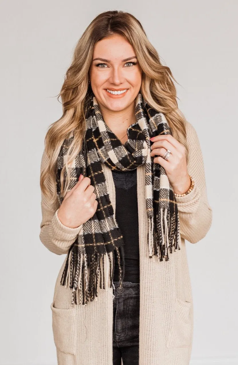 Cozy Nights Plaid Scarf- Black & Beige