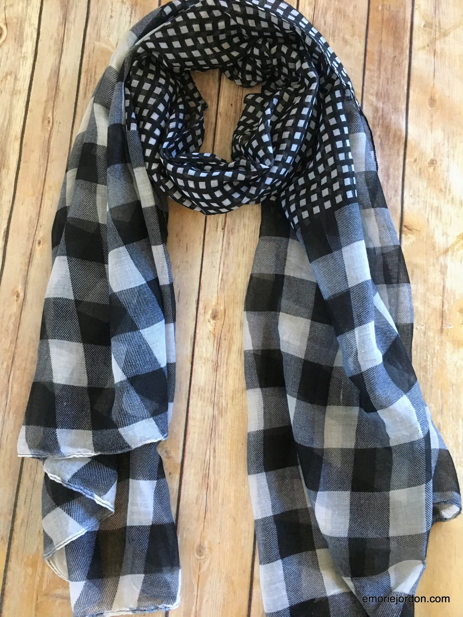 Gingham Plaid Duo-Print Scarf