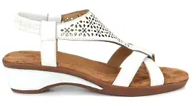 Kitsy Off White Leather Sandals