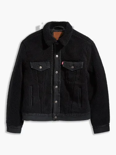 Levi’s Ex-boyfriend Sherpa