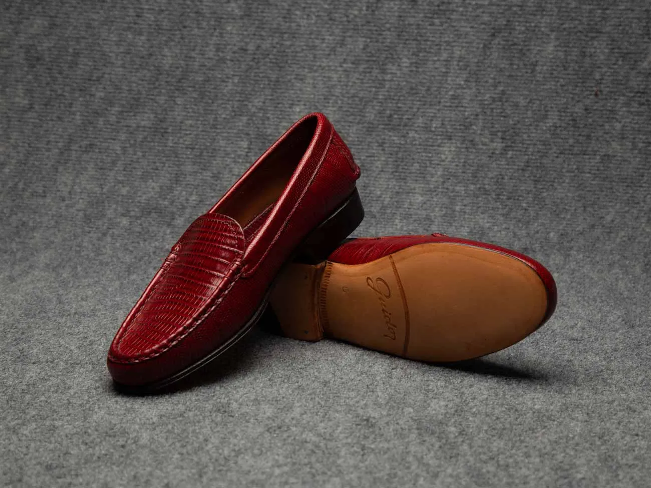 Moccasin 5300 CR Red