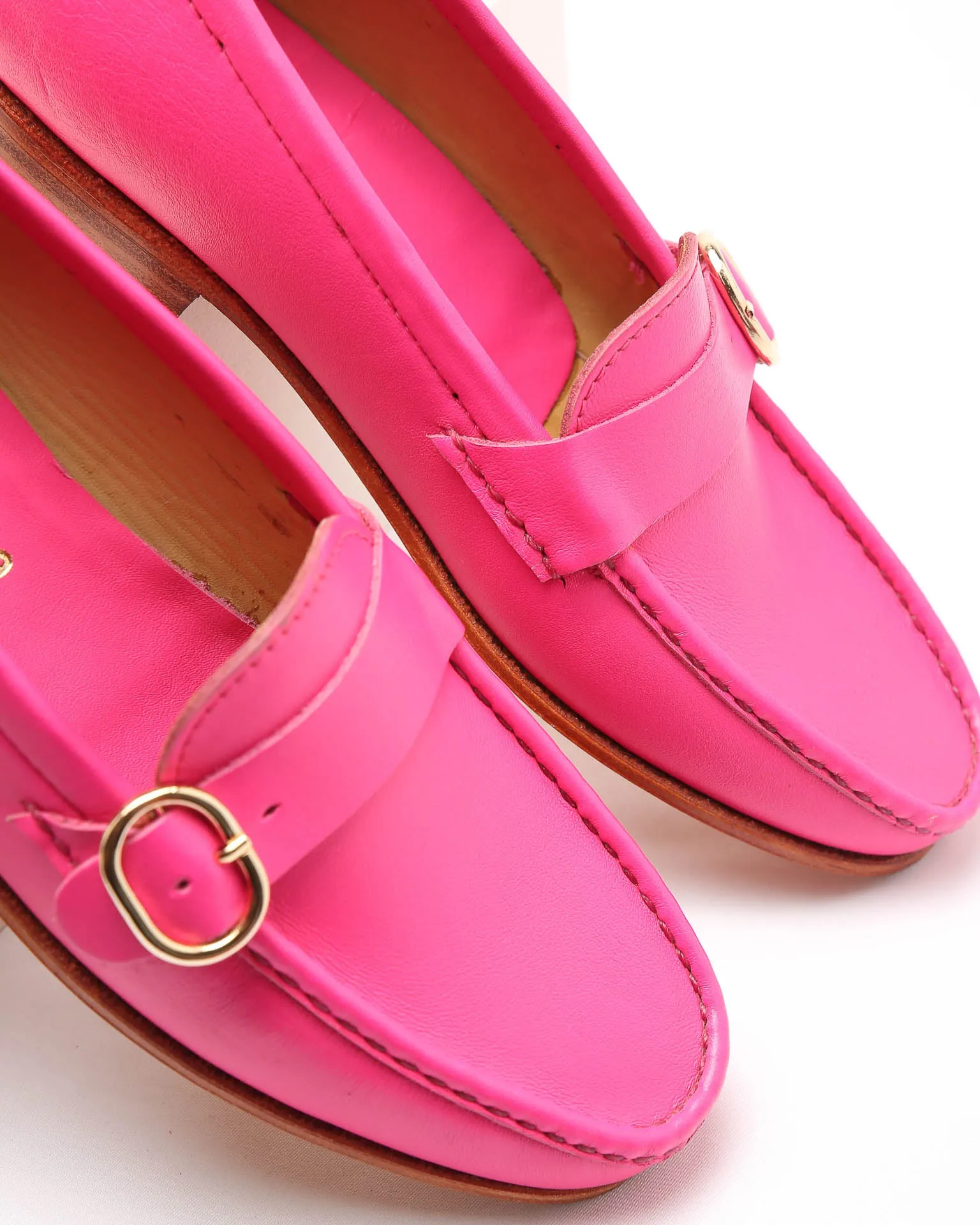 Moccasin 5320 with Buckle Fuchsia