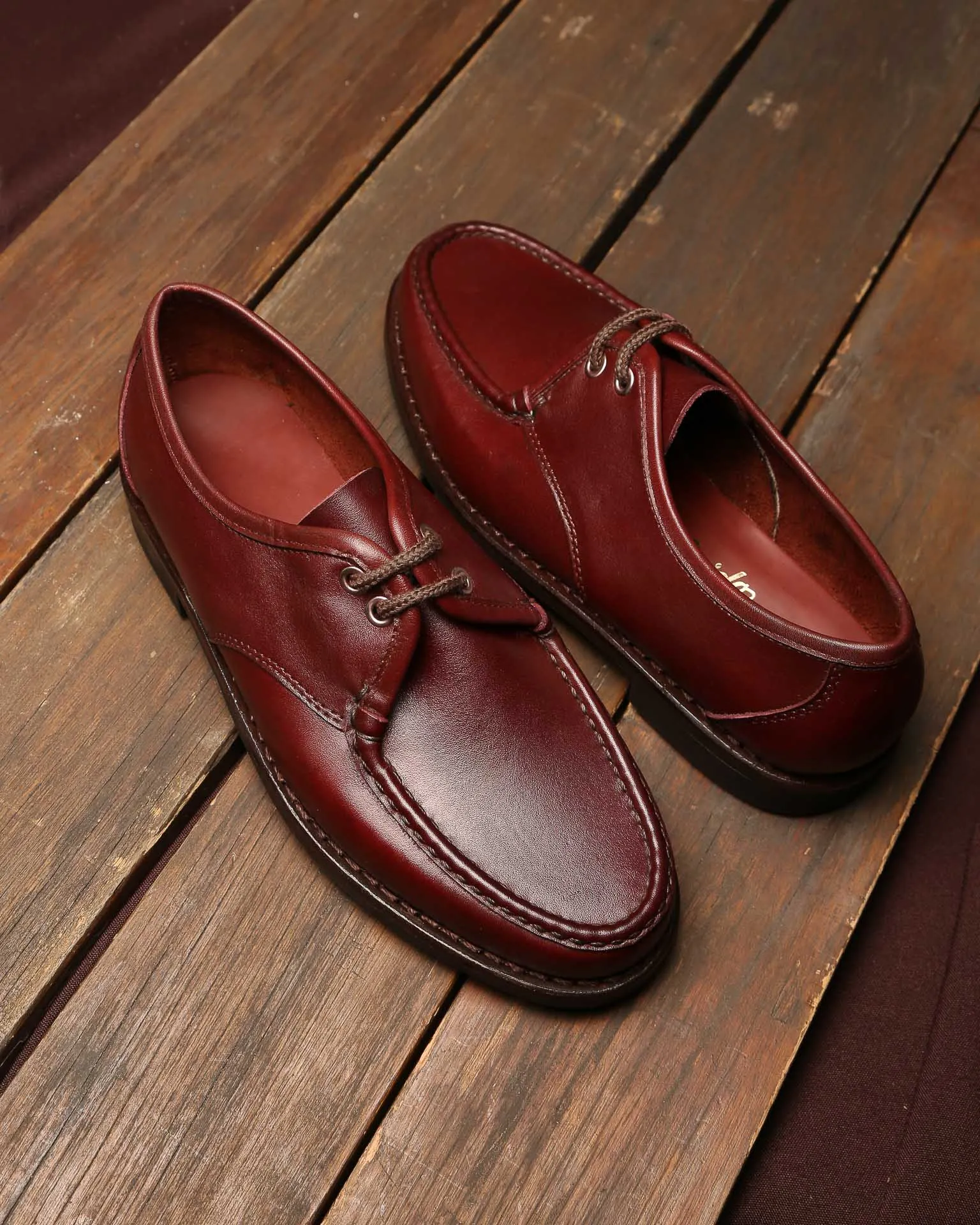 Moccasin Canadiense 4910 Burgundy