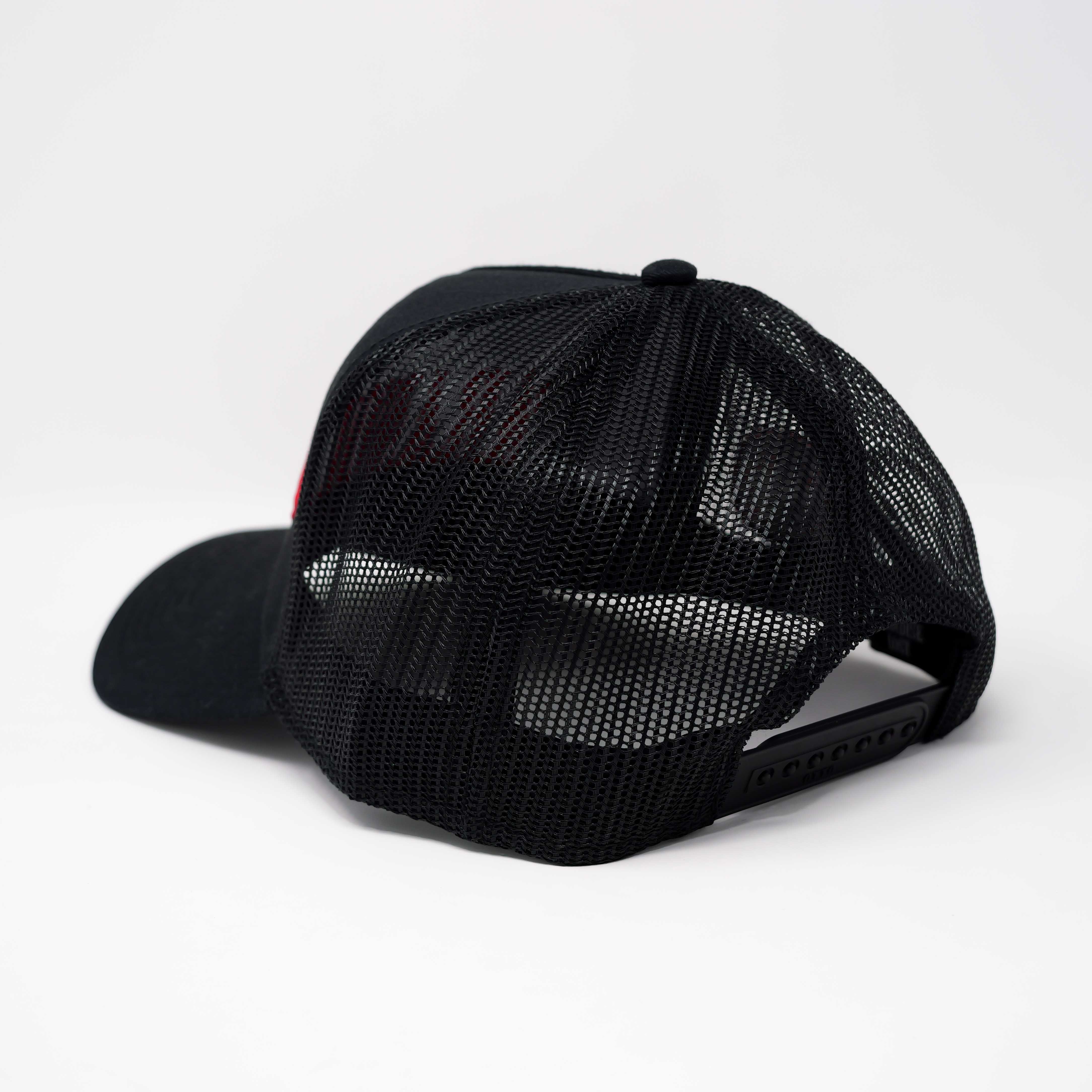 PARANOIA TRUCKER HAT BLACK/RED