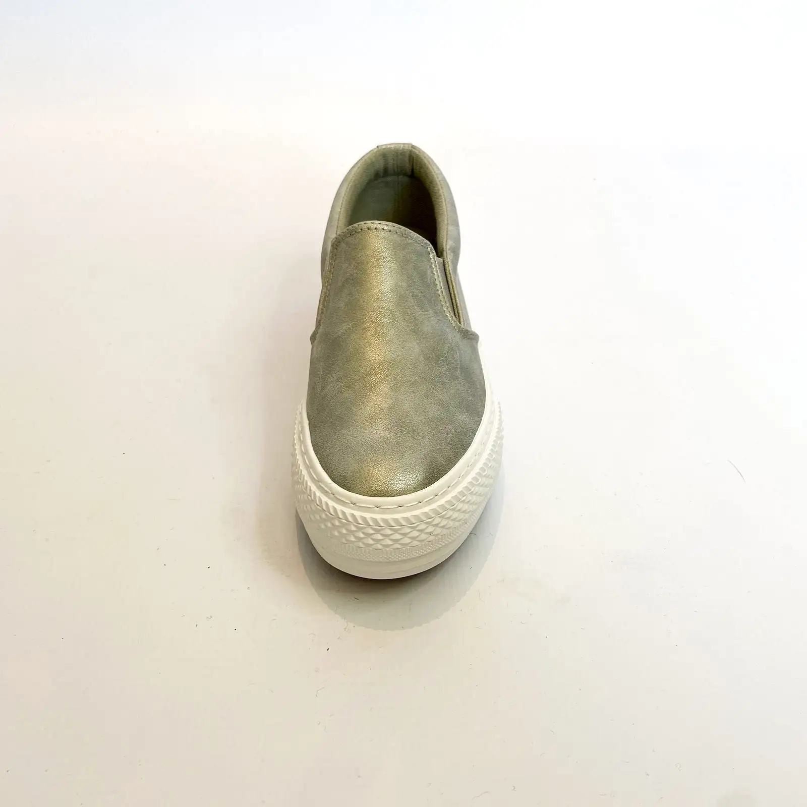 Savoy silver slip on