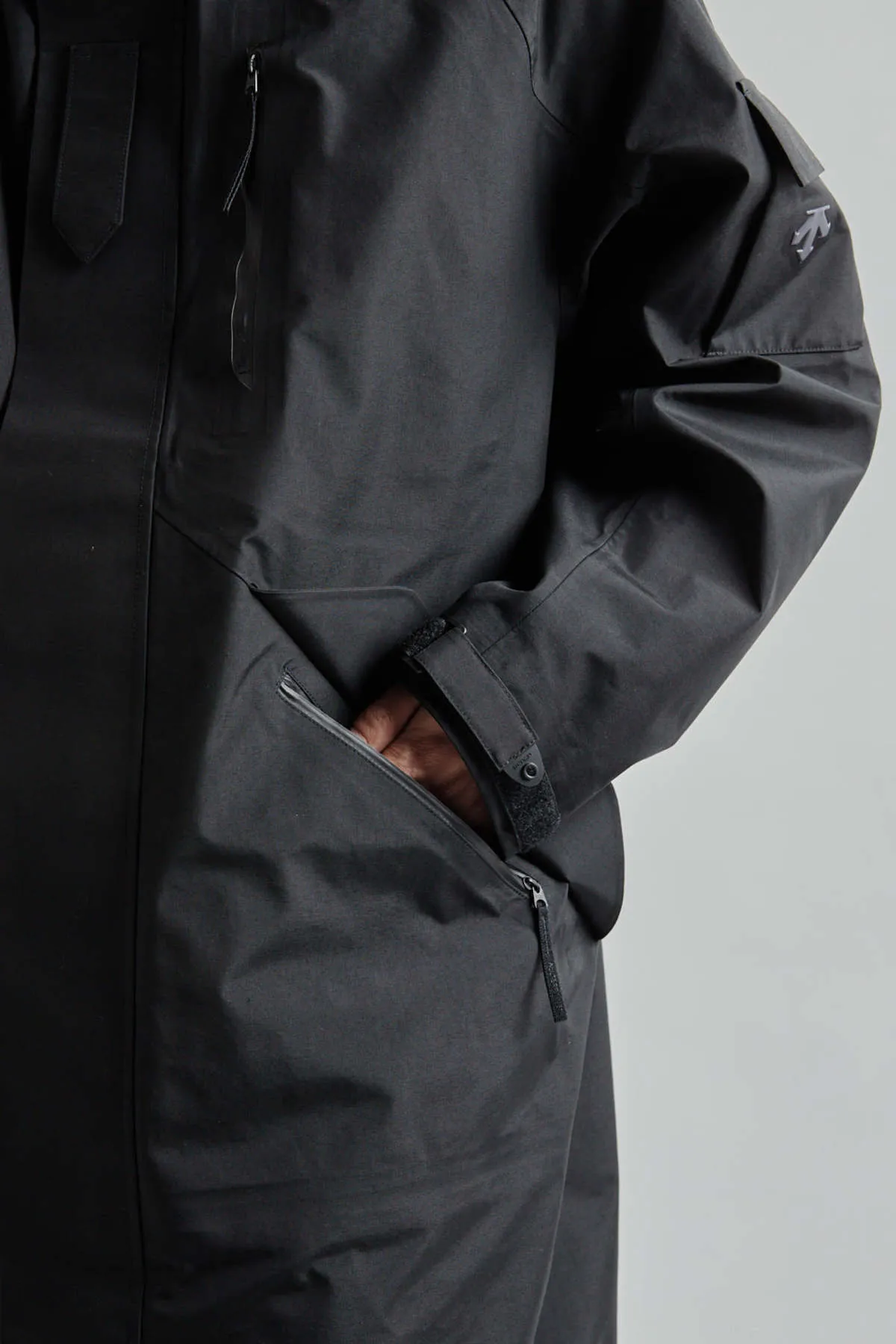 Shell Coat - Black