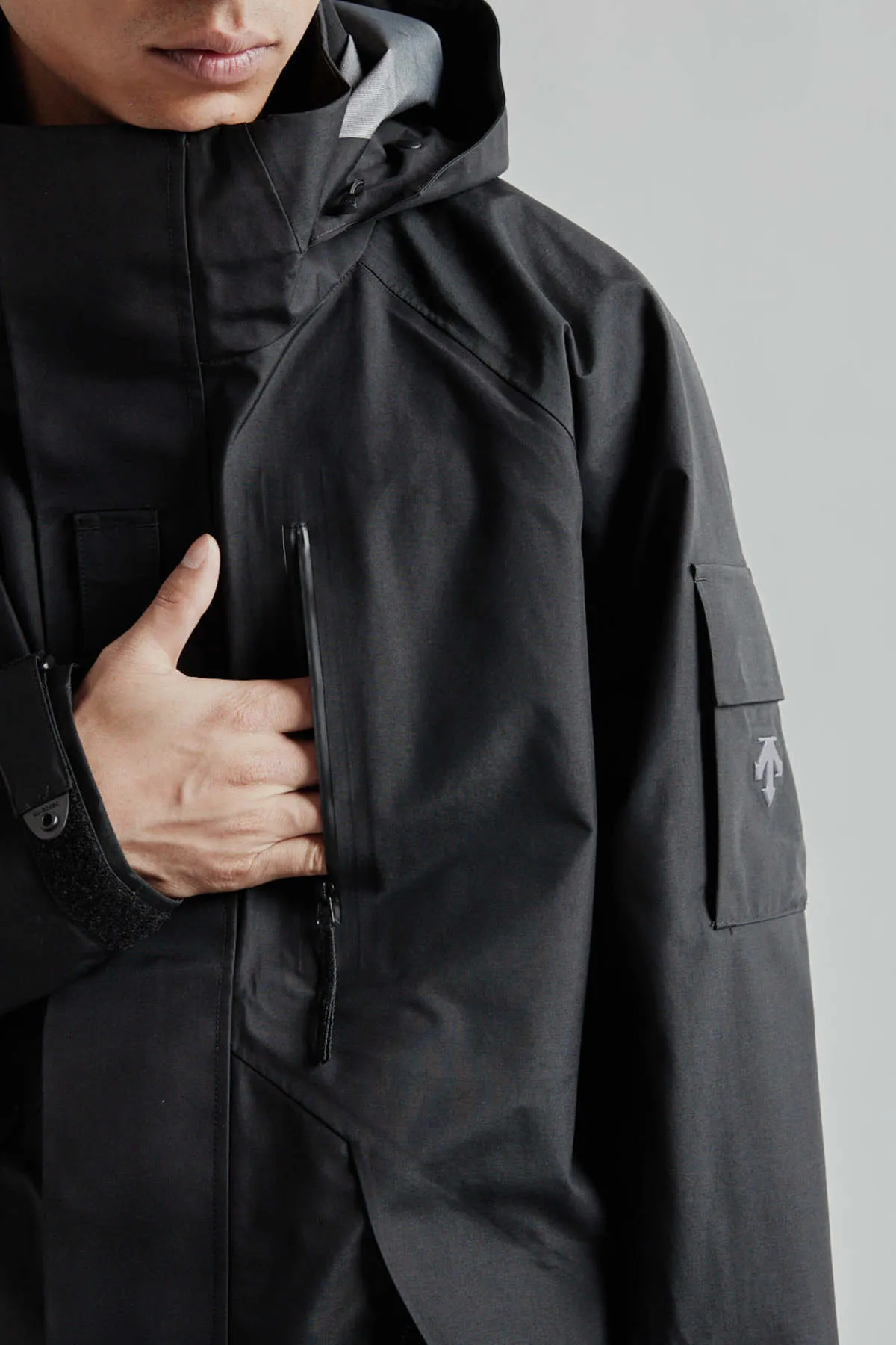 Shell Coat - Black